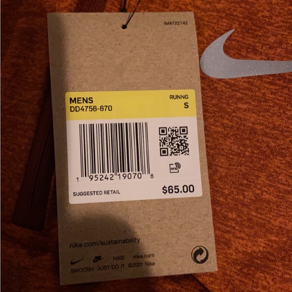 Nike running shirt - Picture 2 of 2